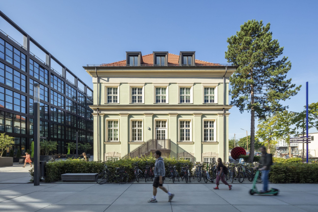 ������� �������� � iCampus