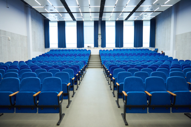 ����� � 18 �. �������