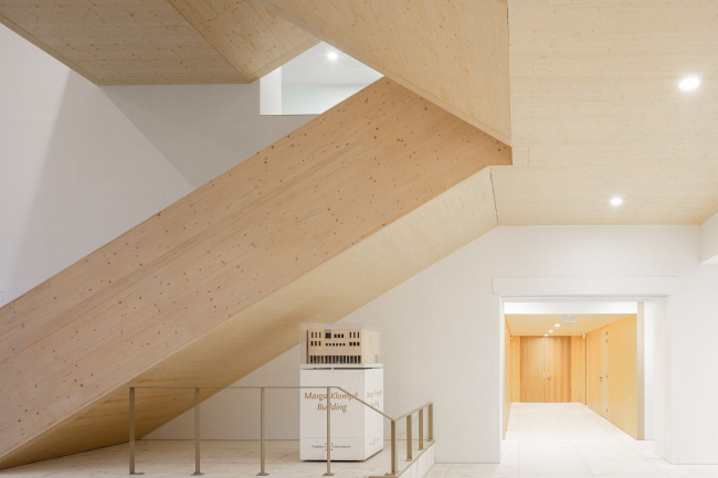 ������� ������ ����� ����� ������ � ������������ ��������