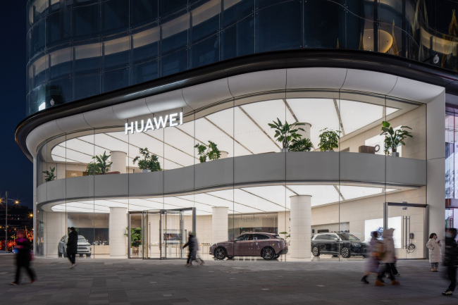 ����������� ������� Huawei �� ����� ��������� � ������