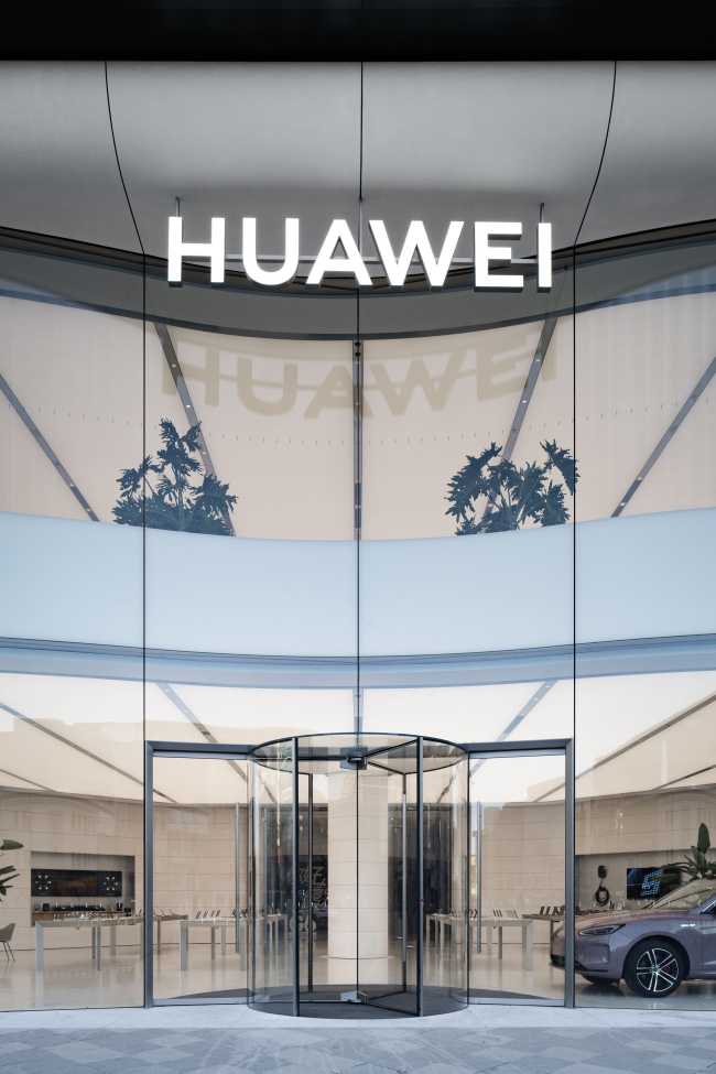   Huawei     