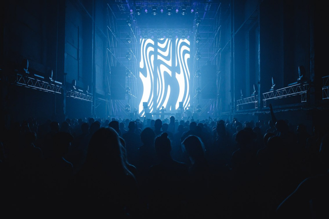 ������������ �����, ������ �������� / ���� Plombir