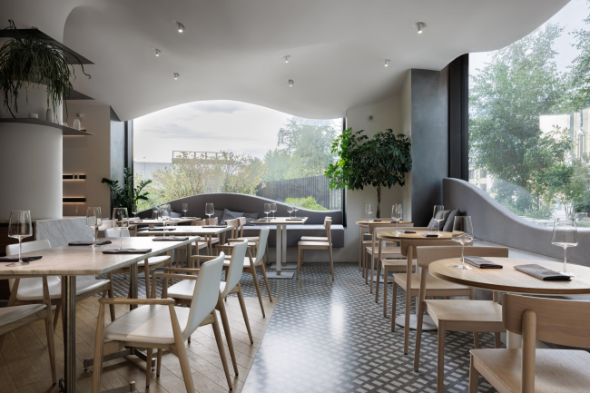 ������ ����� one trinity place