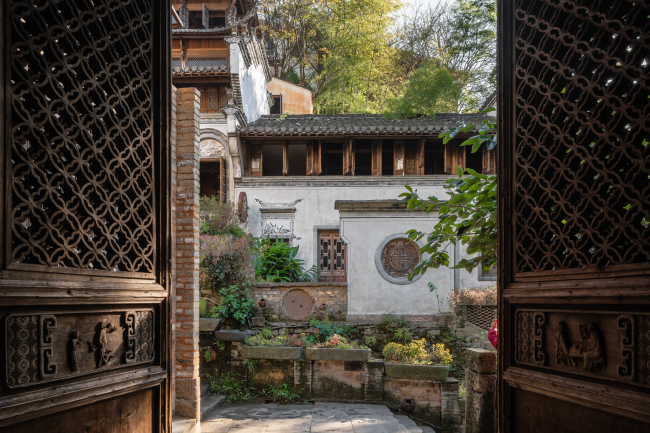 ������������� ������� ������� � �����