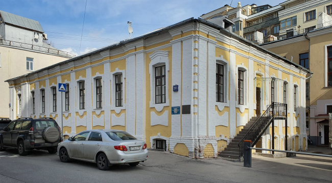 �������� ������������ 1.0� � ����� A-House