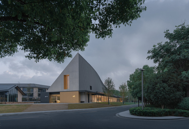 ������������ ����� �������� �����