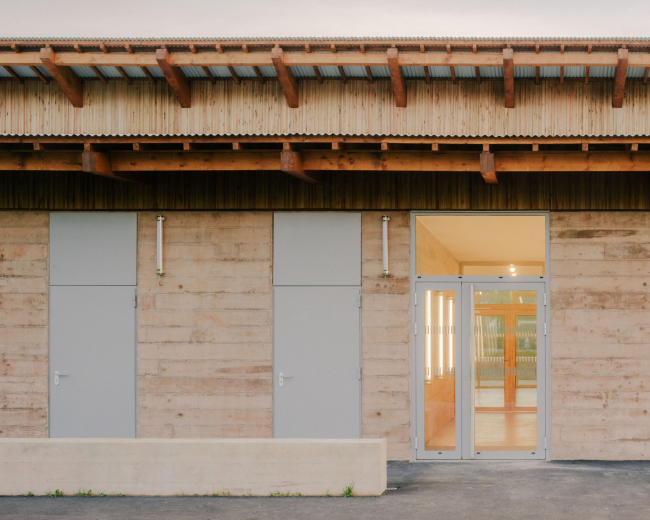 ������������ ����� � �����