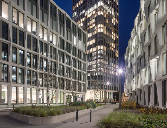 ������� ����� Neuer Kanzlerplatz � �����