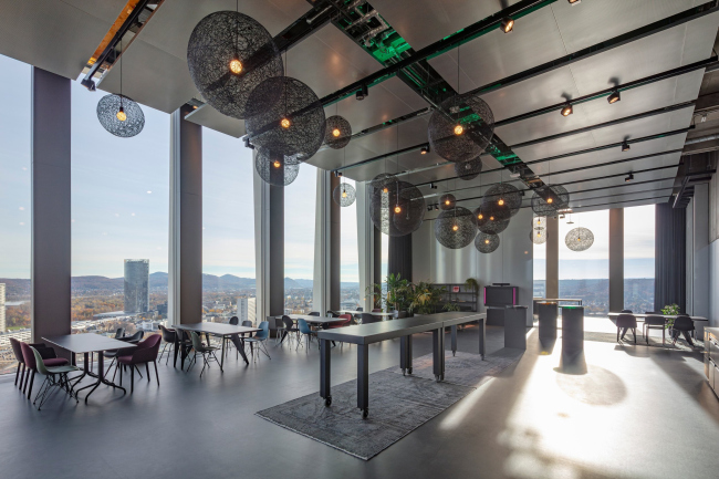 ������� ����� Neuer Kanzlerplatz � �����