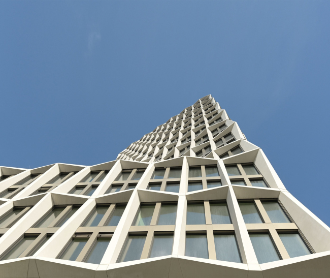 ������� ����� Neuer Kanzlerplatz � �����