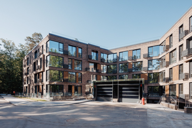 Business class clubhouse Starting Point