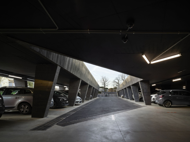������ Sidera, ����-�������� CIA Conad
