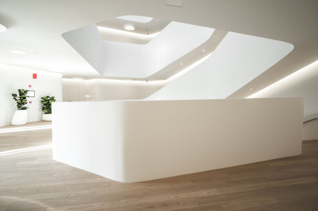 ������ Sidera, ����-�������� CIA Conad