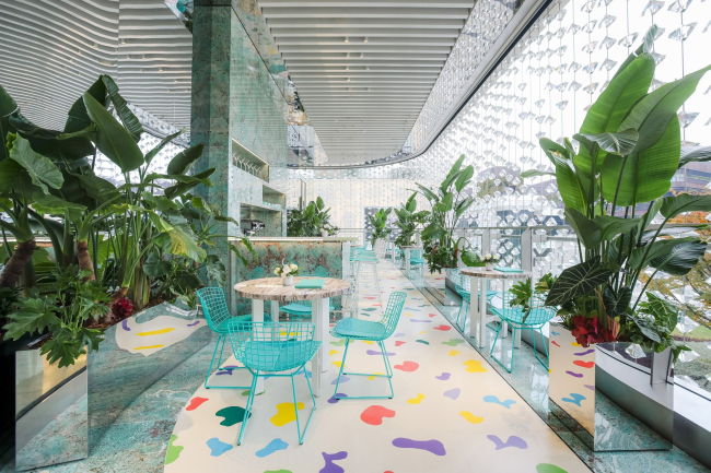 ����� �������� Tiffany & Co. � �������� ������ Taikoo Li Qiantan