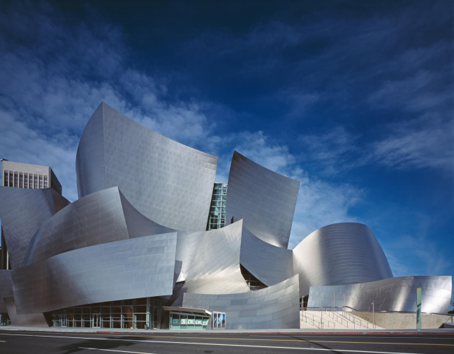 Концертный зал Уолта Диснея в Лос-Анджелесе. Фото: 
Carol M. Highsmith via Wikimedia Commons. Фото находится в общественном доступе
