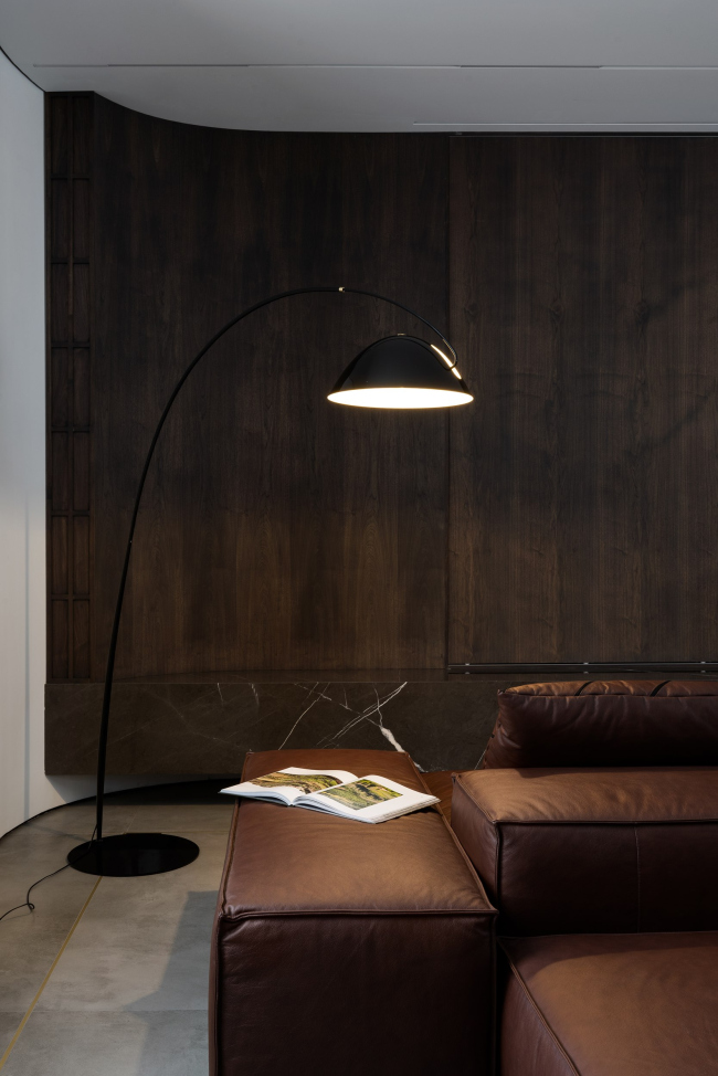 2000S RECONSTRUCTION