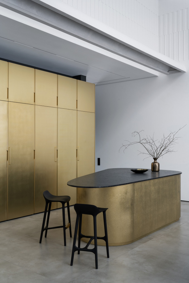 2000S RECONSTRUCTION