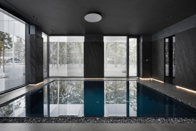 2000S RECONSTRUCTION