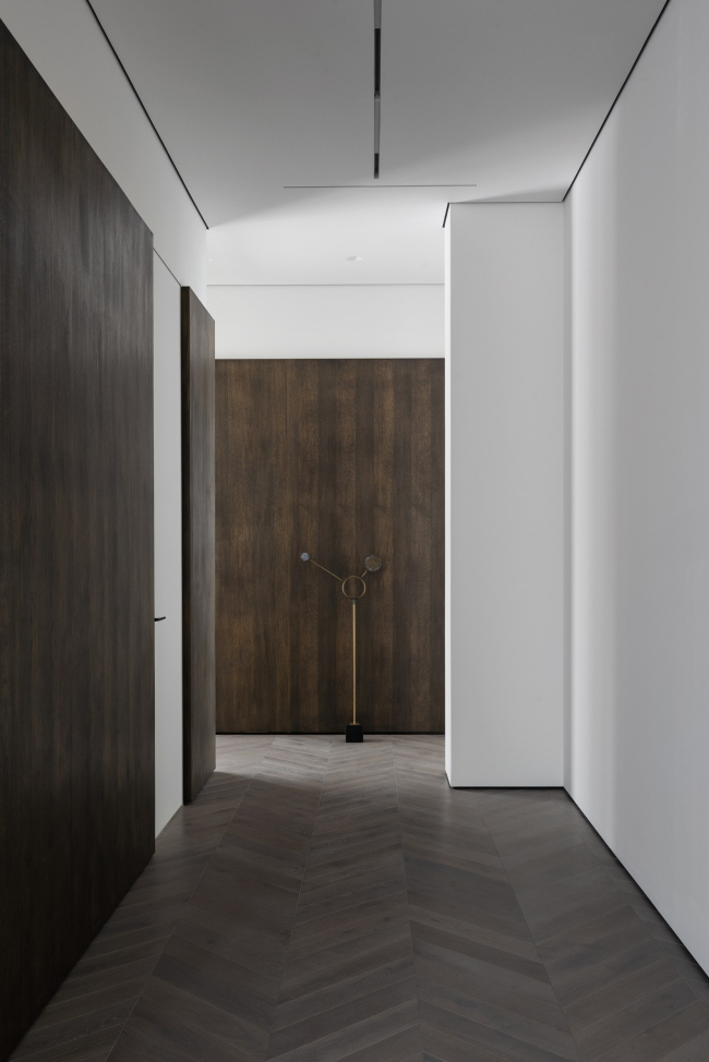 2000S RECONSTRUCTION