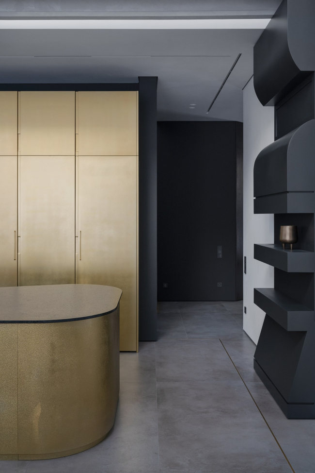 2000S RECONSTRUCTION