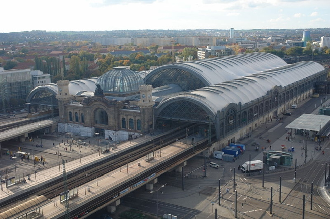 Центральный вокзал Дрездена -- реконструкция. Фото: Hullbr3ach via Wikimedia Commons. Лицензия CC-BY-SA-2.5