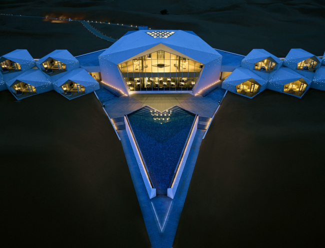 ZhongWei Desert Diamond Hotel