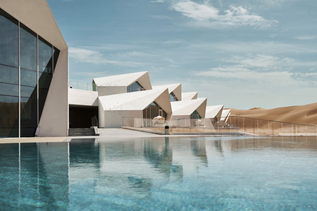 ZhongWei Desert Diamond Hotel