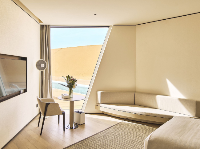 ZhongWei Desert Diamond Hotel