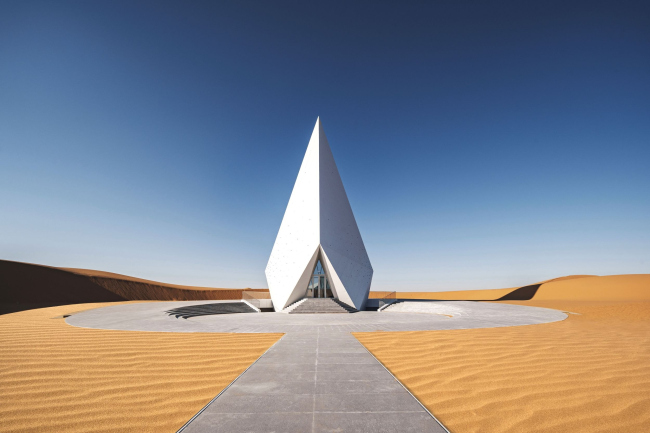 ZhongWei Desert Diamond Hotel