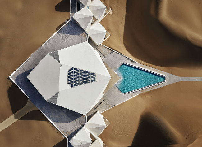 ZhongWei Desert Diamond Hotel