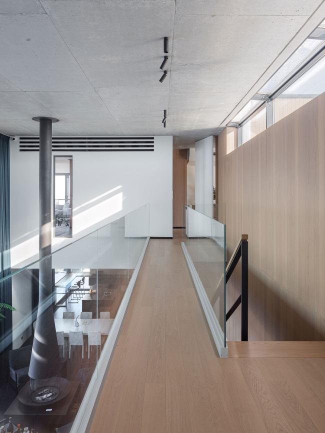 Дом с мостом. Мост в интерьере Дом с мостом. Мост в интерьере