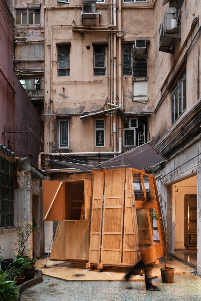 Temporary/Meanwhile uses: Backpack Housing, .
: HKU/ Superposition