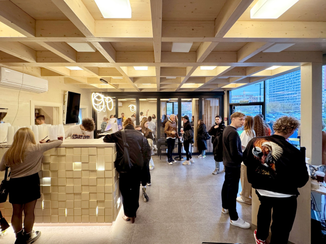 Эвицентр, павильон на территории Хлебозавода №9 Эвицентр, павильон на территории Хлебозавода №9