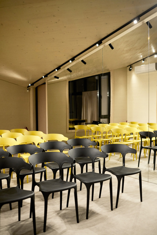 Эвицентр, павильон на территории Хлебозавода №9 Эвицентр, павильон на территории Хлебозавода №9