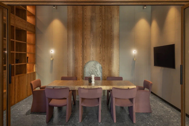 ����� Alia 10C