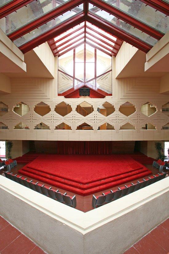 ���� � Robin Hill