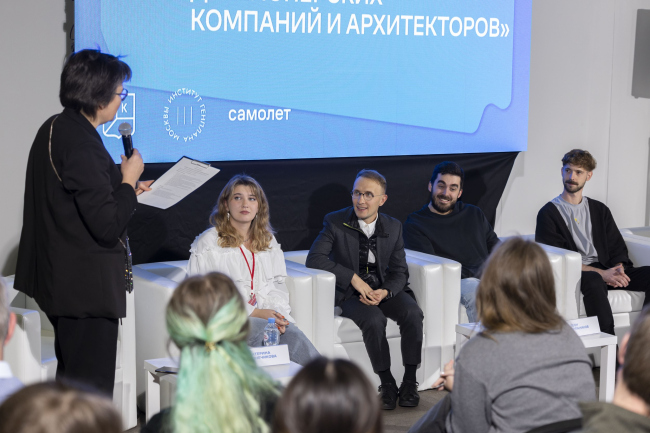 From left to right: Ekaterina Kuznechikova, Lampa community; Amir Idiatulin, IND; Daniil Kapranov, GA; Alexandra Danilchenko, K12