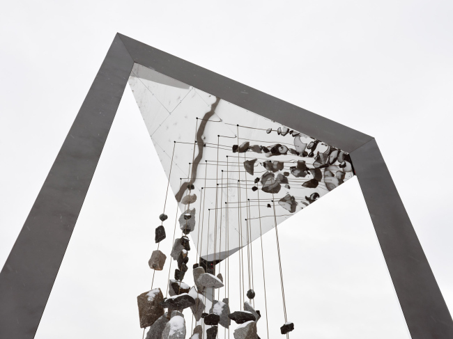 Мемориал жертвам Холокоста «Парящие Камни» Мемориал жертвам Холокоста «Парящие Камни»