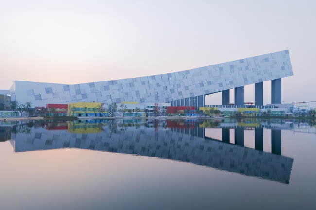 ����������� ������ Ganlushan Snow World