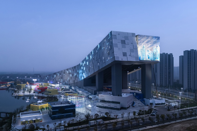   Ganlushan Snow World