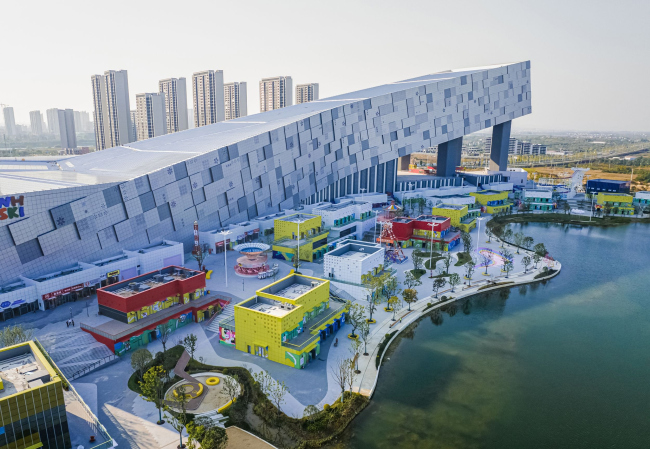 ����������� ������ Ganlushan Snow World