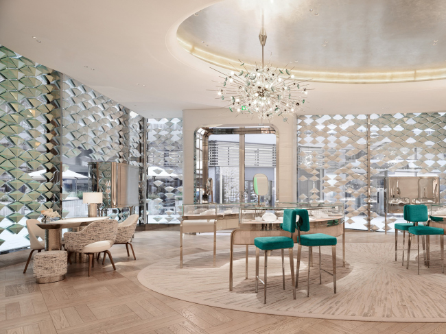 Фасад магазина Tiffany & Co. в Штутгарте Фасад магазина Tiffany & Co. в Штутгарте