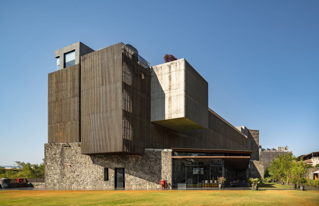  Radisson Resort & Spa Lonavala