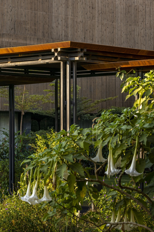  Radisson Resort & Spa Lonavala