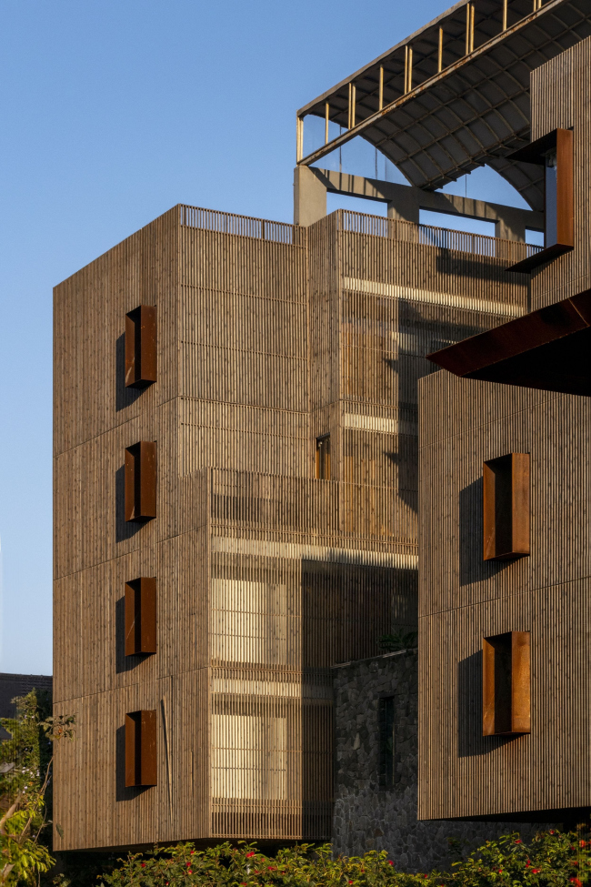  Radisson Resort & Spa Lonavala