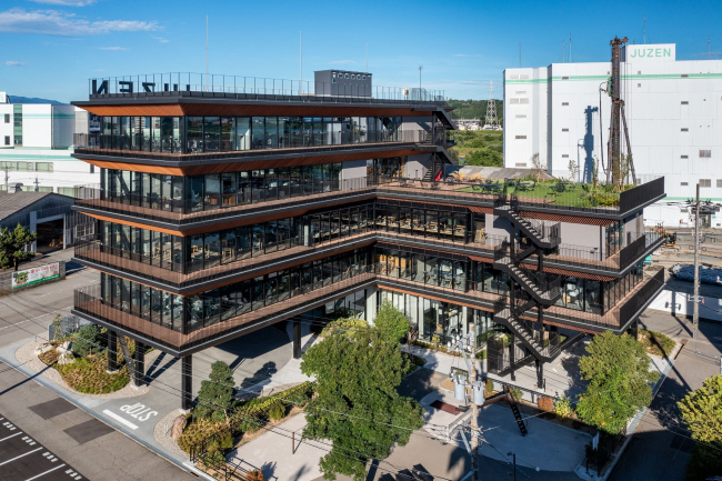 ����-�������� Juzen Chemical Corporation � �����