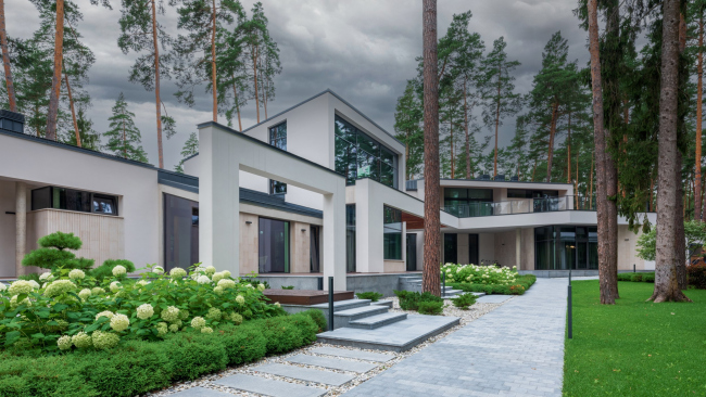VILLA GRACE. ��� �� ��� �� ������� ������� ��������: ������ �����-��������, ���������� �������� � ������-�������