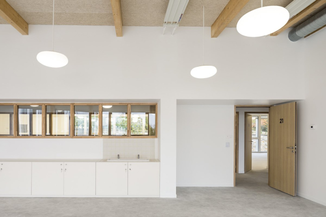 ��������� ����� Les Violettes (�������) � �����-�����