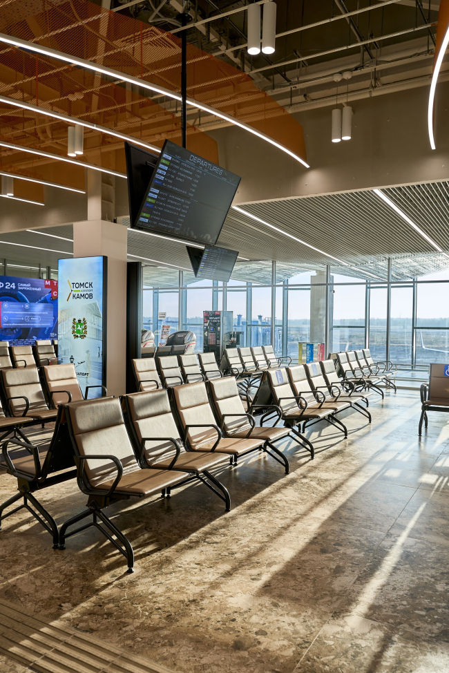 Nikolai Kamov International Airport in Tomsk