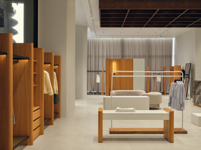 ������� ������� ������ EMKA � ��� �������